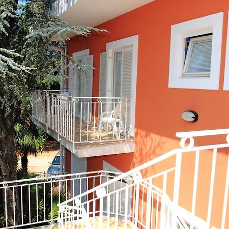 Bed And Breakfast La Rossa Umag Buitenkant foto